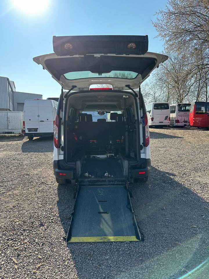 Ford Grand Tourneo 1.5 EcoBlue 74kW Auto Trend - Passenger van: picture 3 Ford Grand Tourneo 1.5 EcoBlue 74kW Auto Trend - Passenger van: picture 3