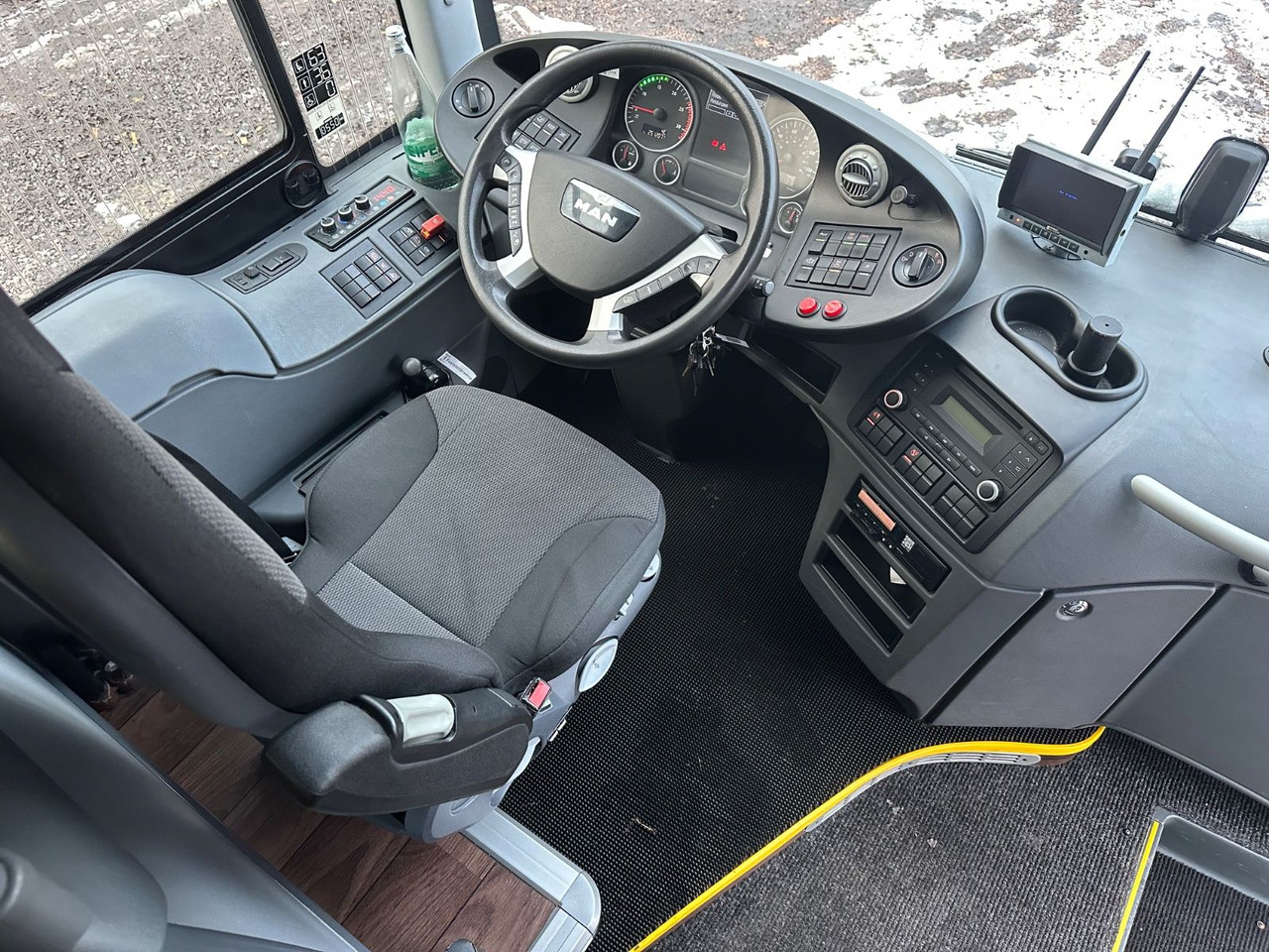 MAN R13 Lions Regio L (65Sitze*251 tKm) - Suburban bus: picture 4 MAN R13 Lions Regio L (65Sitze*251 tKm) - Suburban bus: picture 4