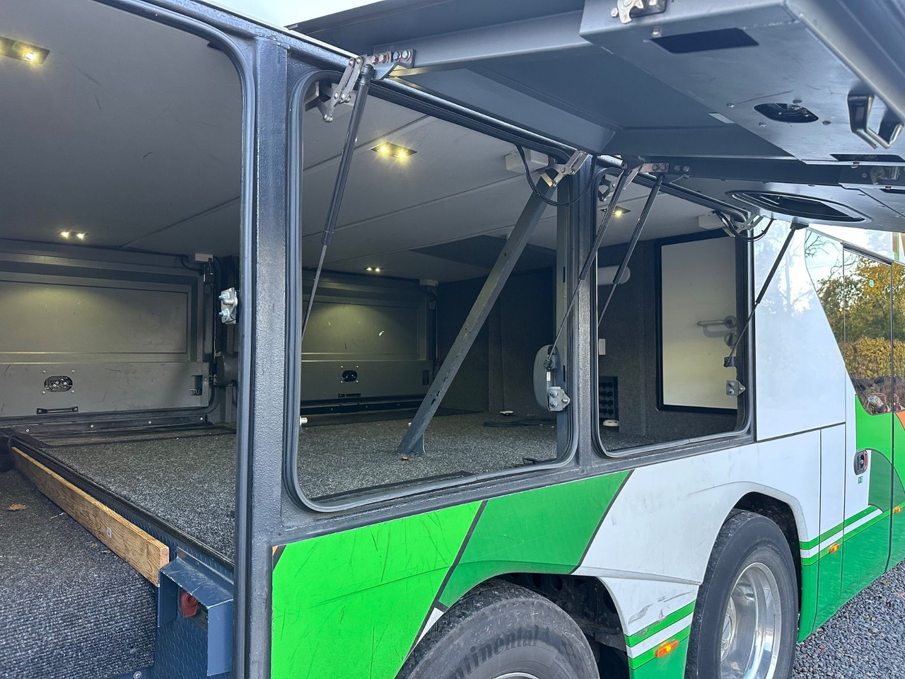 Neoplan P06 Skyliner L (78 Sitze*TOP*Panorama) - Double-decker bus: picture 4 Neoplan P06 Skyliner L (78 Sitze*TOP*Panorama) - Double-decker bus: picture 4