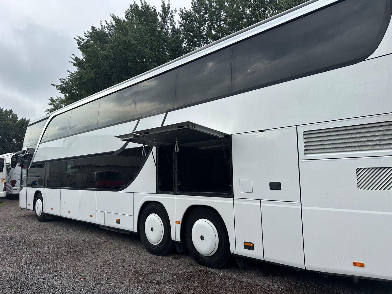 Leasing of Setra S 431 DT (81 Sitze*TOP) Setra S 431 DT (81 Sitze*TOP): picture 13 Leasing of Setra S 431 DT (81 Sitze*TOP) Setra S 431 DT (81 Sitze*TOP): picture 13